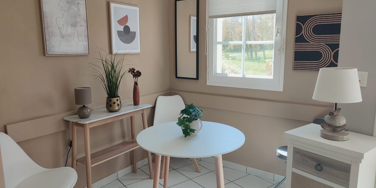 photo_1fad91cc03aa144ec3e4fec36081db06