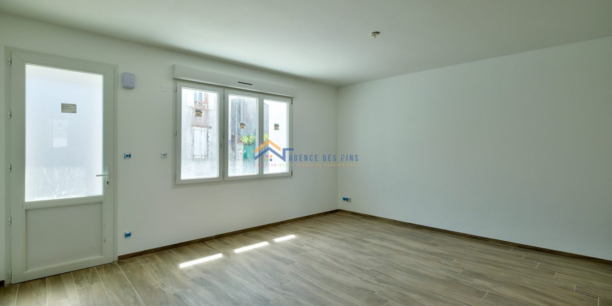 photo_a376d24b79aa7090c26a928669743ea5