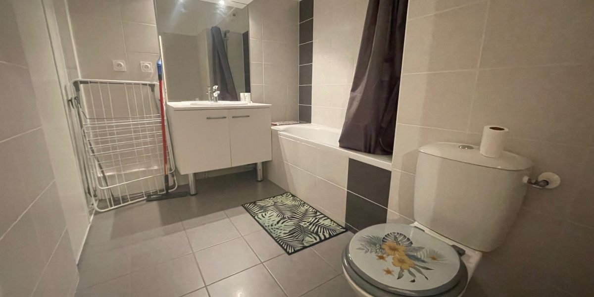 photo_fe77141cc70e6f42371646c1a0cc5f69